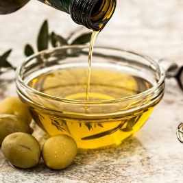 Olive Oil Beard Oil Recipes: 9 Best Home Treatments For Luxurious Beards